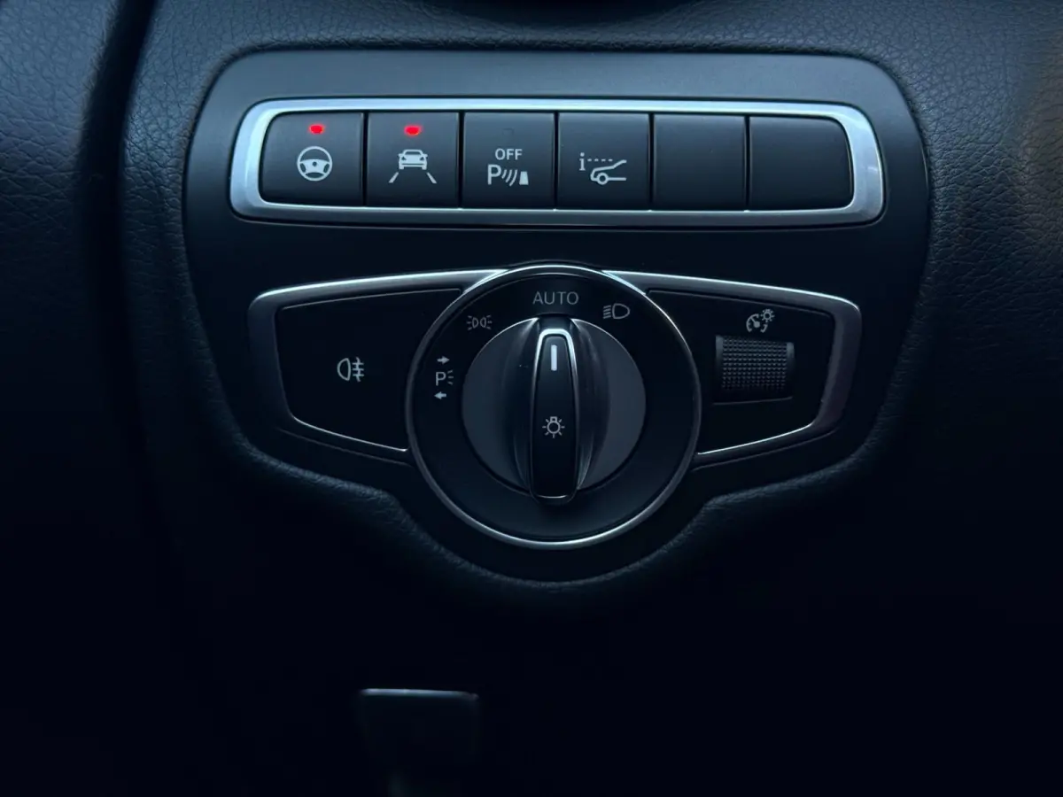 AMG 63 S 4MATIC+ / Carbon Keramisch / Memory / Burmester / Keyless / Pano / AutoPilot / Luchtvering /