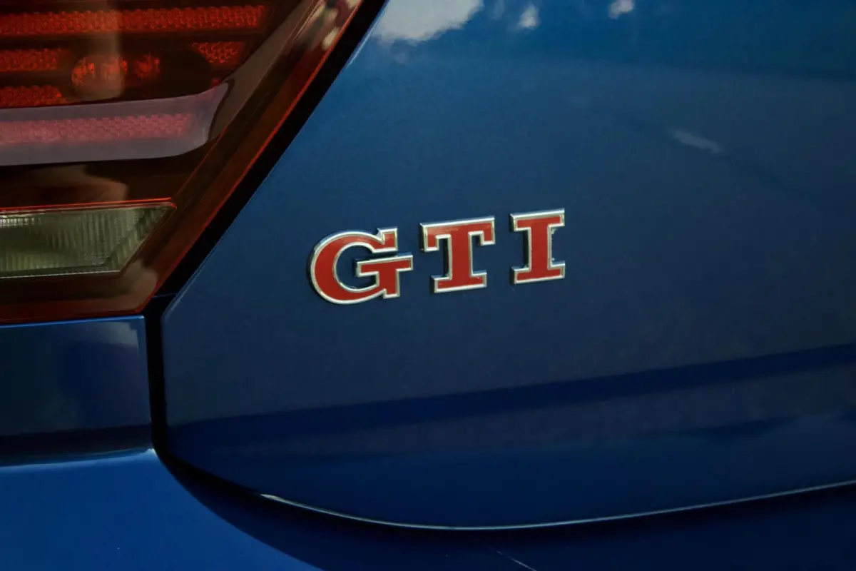 GTI | Brescia - Pano - LED - Virtual Cockpit