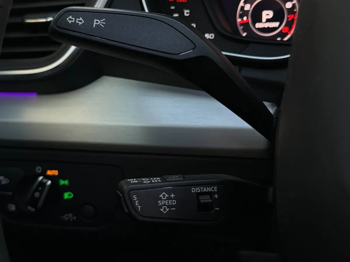 2.0 TFSI Quattro Sport / Trekhaak / Luchtvering / Carplay / Pano / Sfeerver / Keyless / Camera / Adaptive Cruise / Virtual