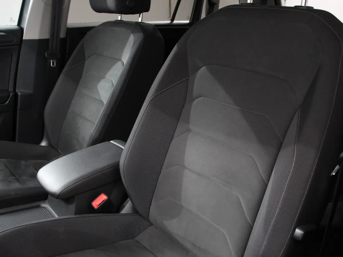 1.5 TSI Highline All-space 7p. Panorama dak Adaptive cruise control Climate control LED Parkeersensoren Achteruitrijd camera Trekhaak Navigatie Voorstoelen verwarmd Apple Carplay/ Android Au