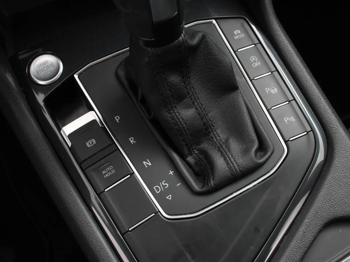 1.5 TSI Highline All-space 7p. Panorama dak Adaptive cruise control Climate control LED Parkeersensoren Achteruitrijd camera Trekhaak Navigatie Voorstoelen verwarmd Apple Carplay/ Android Au