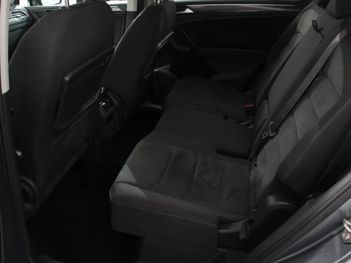 1.5 TSI Highline All-space 7p. Panorama dak Adaptive cruise control Climate control LED Parkeersensoren Achteruitrijd camera Trekhaak Navigatie Voorstoelen verwarmd Apple Carplay/ Android Au