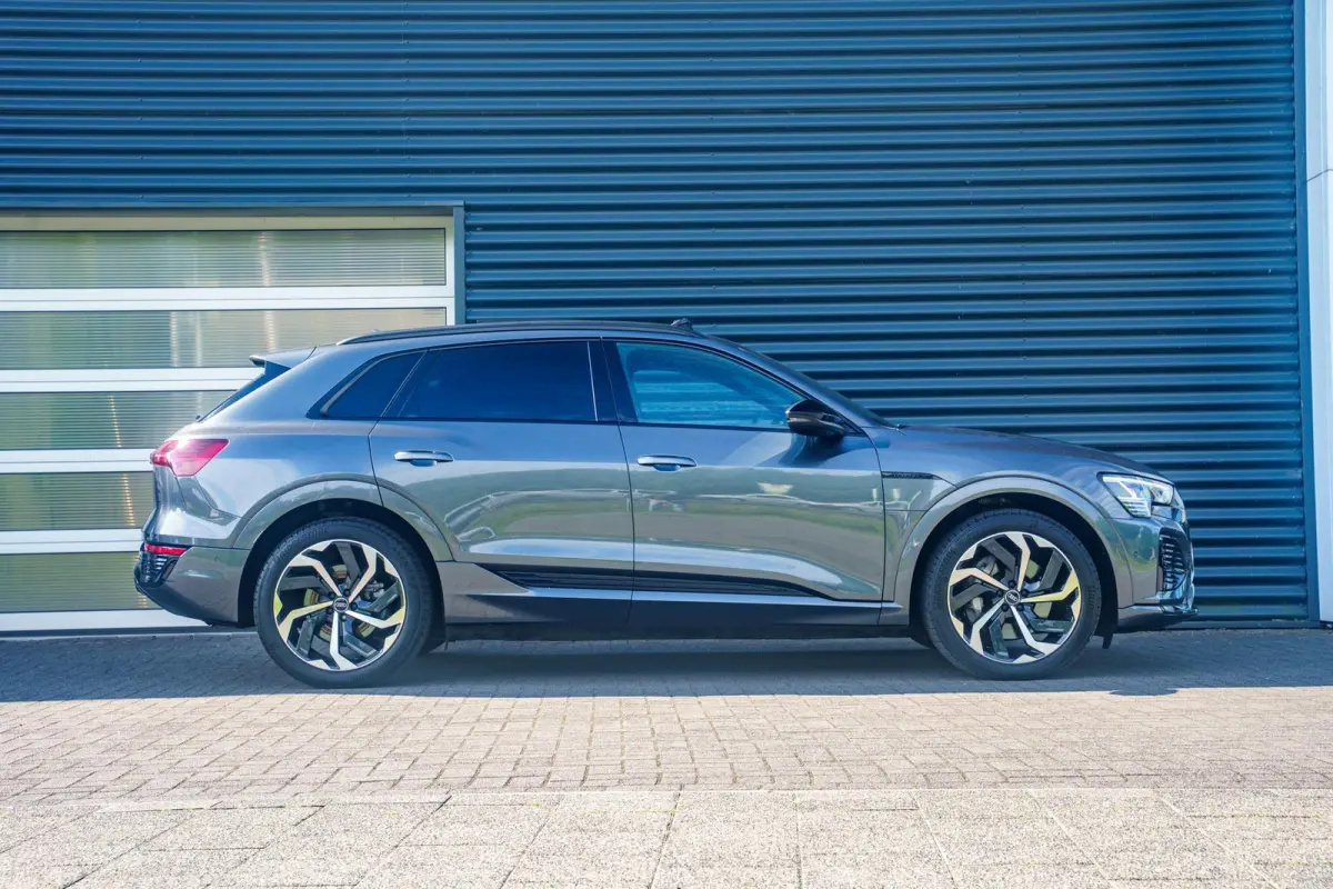 55 408pk quattro S Edition Competition 115 kWh | SoH 98% | Panoramadak | B&O Premium | Adaptive Cruise | Climatronic | Sportstoelen Plus