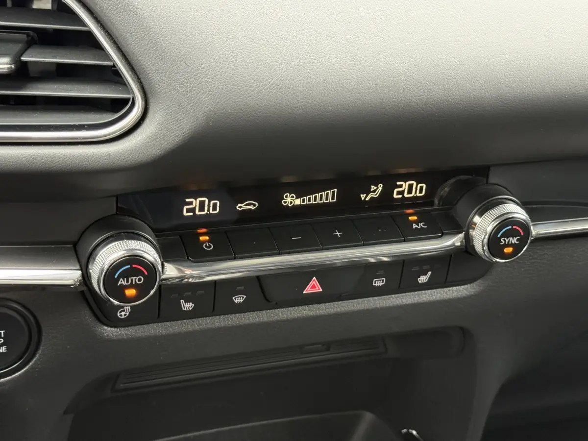 2.0 e-SkyActiv-X M Hybrid Comfort | Trekhaak | ACC | HUD | CarPlay | Camera
