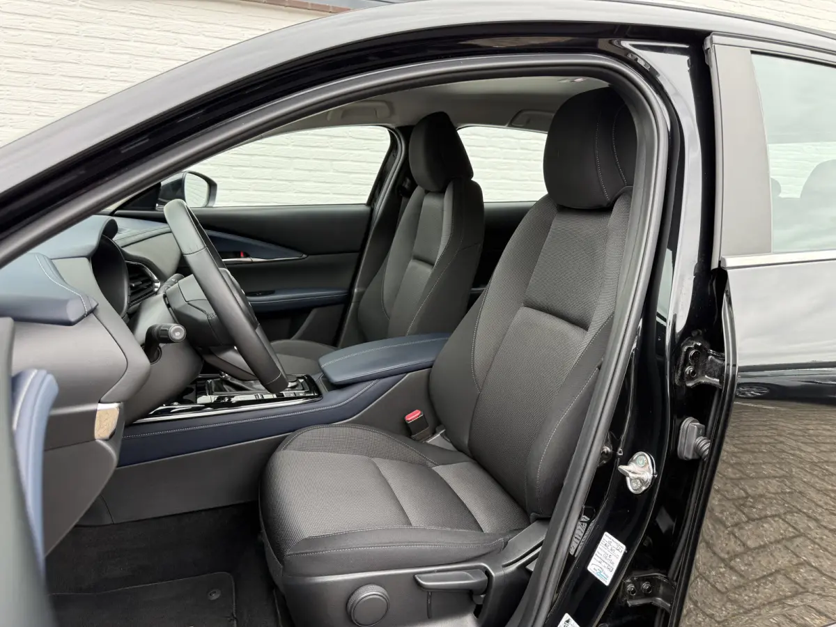 2.0 e-SkyActiv-X M Hybrid Comfort | Trekhaak | ACC | HUD | CarPlay | Camera
