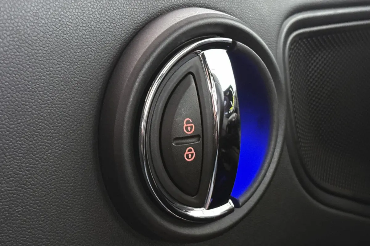 1.5 Cooper ALL4 Classic Stoelverwarming Achteruitrijcamera Apple CarPlay