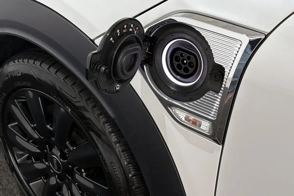 1.5 Cooper ALL4 Classic Stoelverwarming Achteruitrijcamera Apple CarPlay
