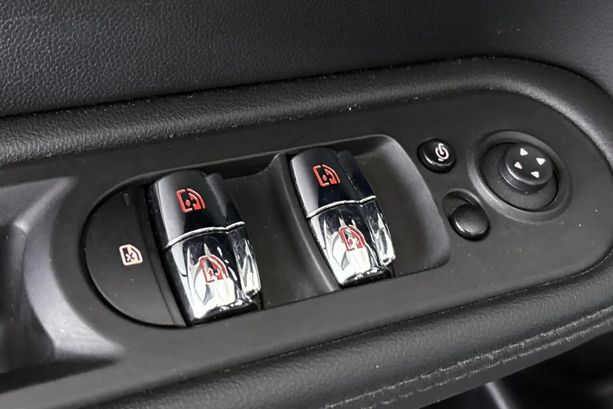 1.5 Cooper ALL4 Classic Stoelverwarming Achteruitrijcamera Apple CarPlay