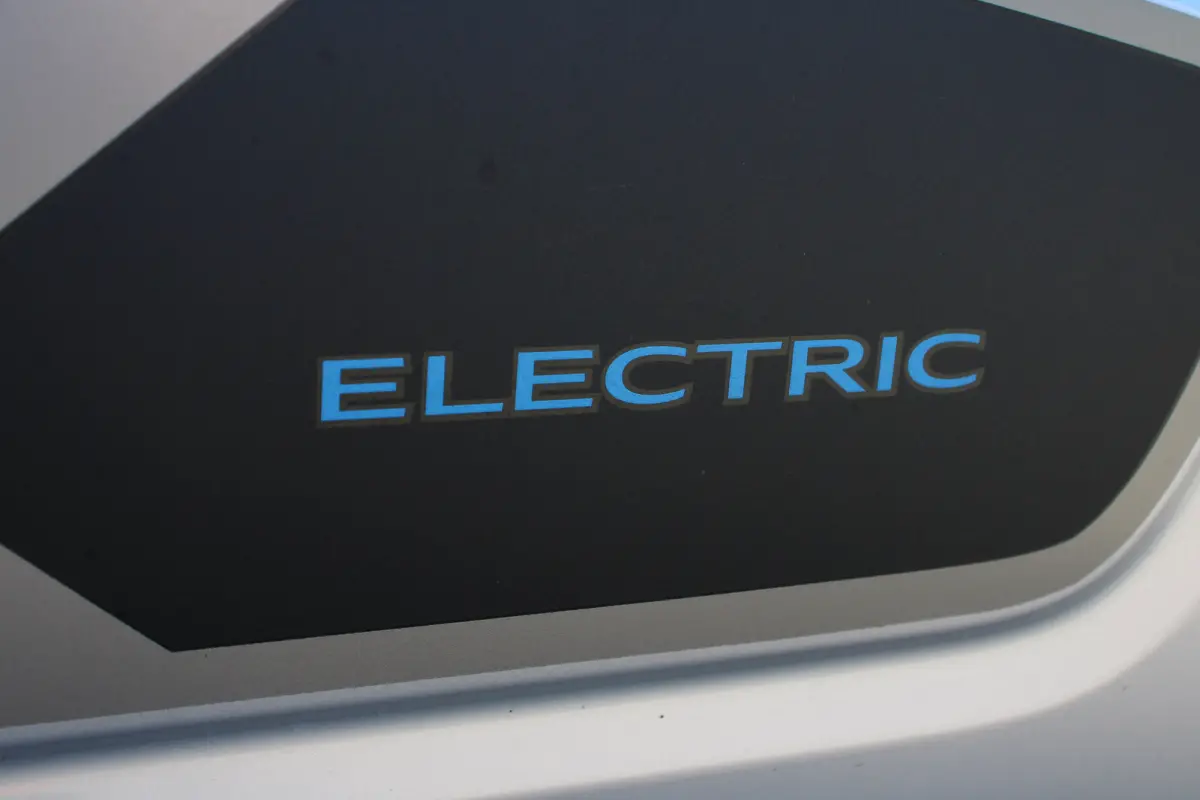 Business 27 kWh | CAMERA | LED | CARPLAY | LEDER | AIRCO | PRACHTIGE STAAT! | LAGE KM STAND