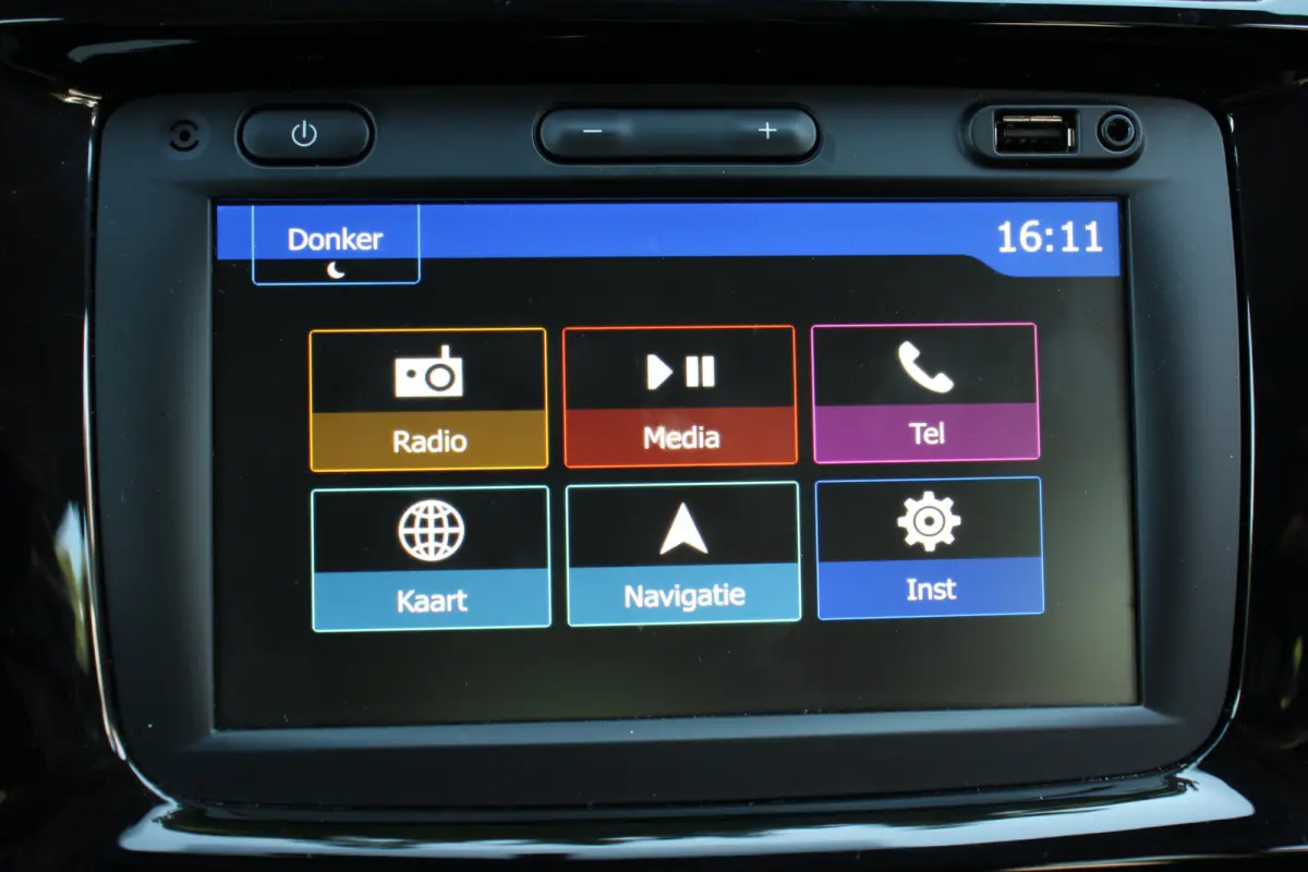 Business 27 kWh | CAMERA | LED | CARPLAY | LEDER | AIRCO | PRACHTIGE STAAT! | LAGE KM STAND