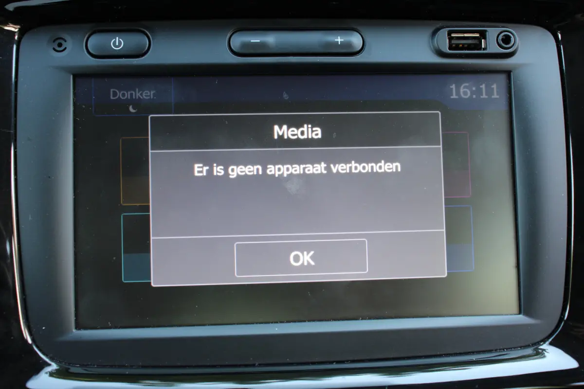 Business 27 kWh | CAMERA | LED | CARPLAY | LEDER | AIRCO | PRACHTIGE STAAT! | LAGE KM STAND