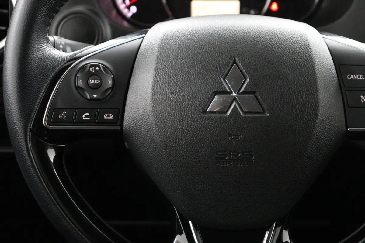 1.2 Intense | Parkeercamera | Climate Control |
