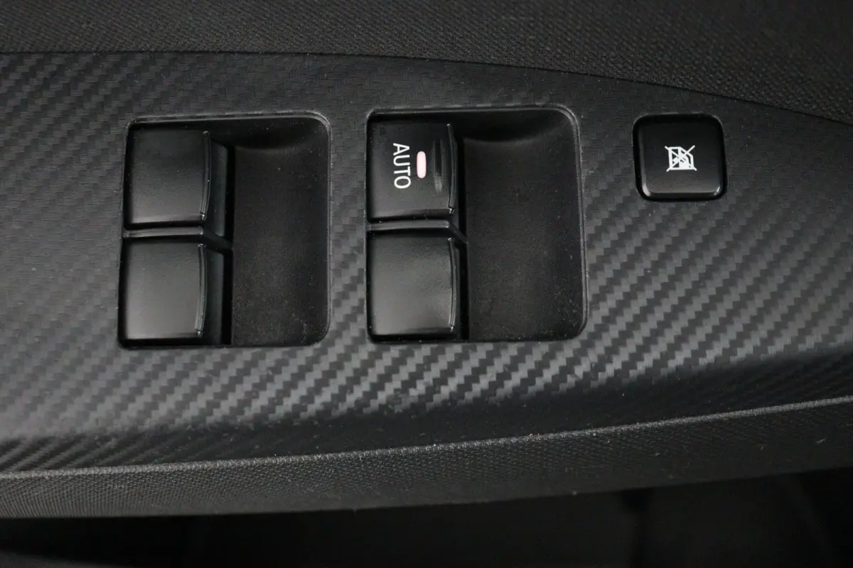 1.2 Intense | Parkeercamera | Climate Control |