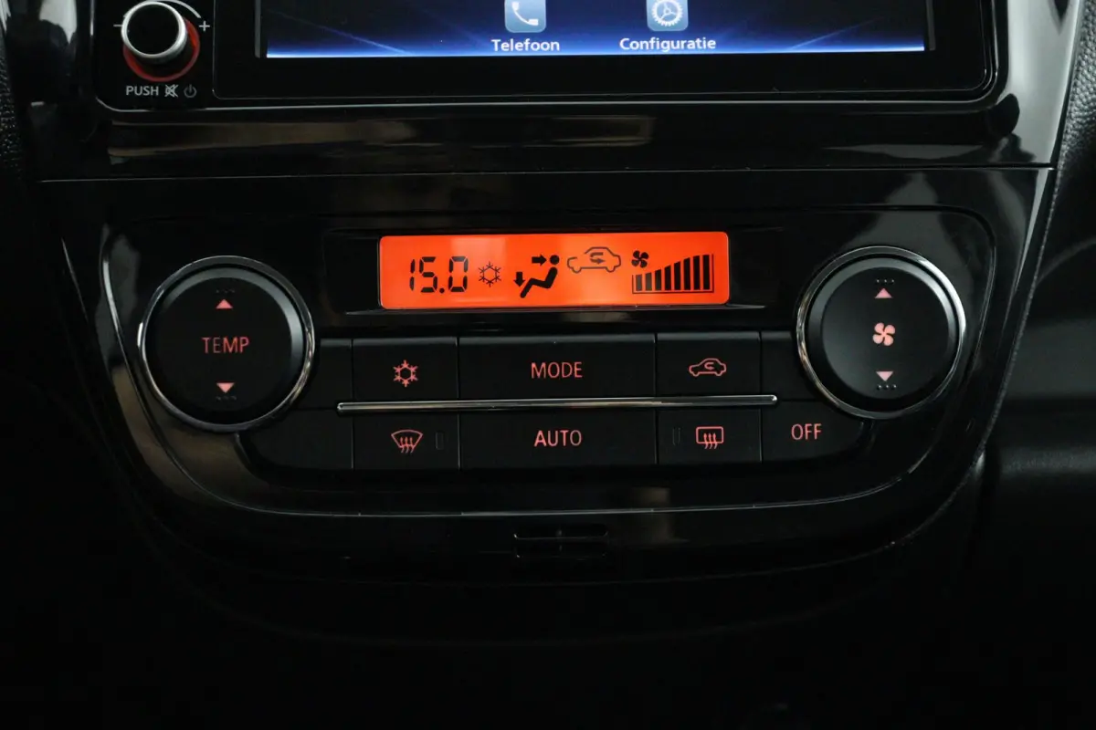 1.2 Intense | Parkeercamera | Climate Control |