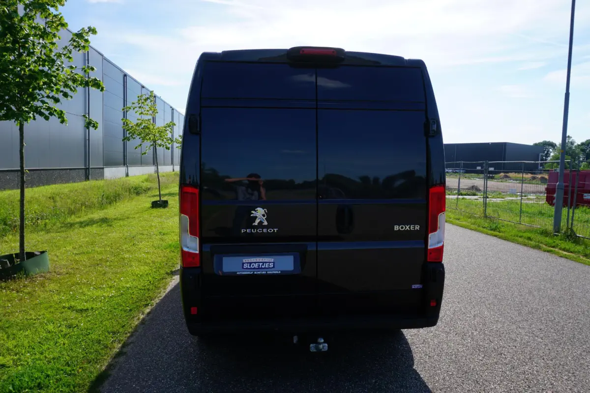 2.2 BlueHDi 165 L3H2 3.5t in nieuwstaat |Trekhaak |Camera |Cruise |Navi |Metallic |Climate control |165 pk |EURO6D |1e eigenaar |3500 KG |Carplay |Android auto