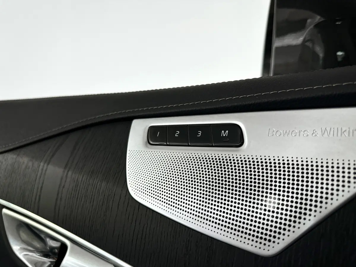 T8 Twin Engine AWD Inscription Intro Edition | Panoramadak | 360° camera | Stoelverwarming | Head-up display | Bowers & Wilkins