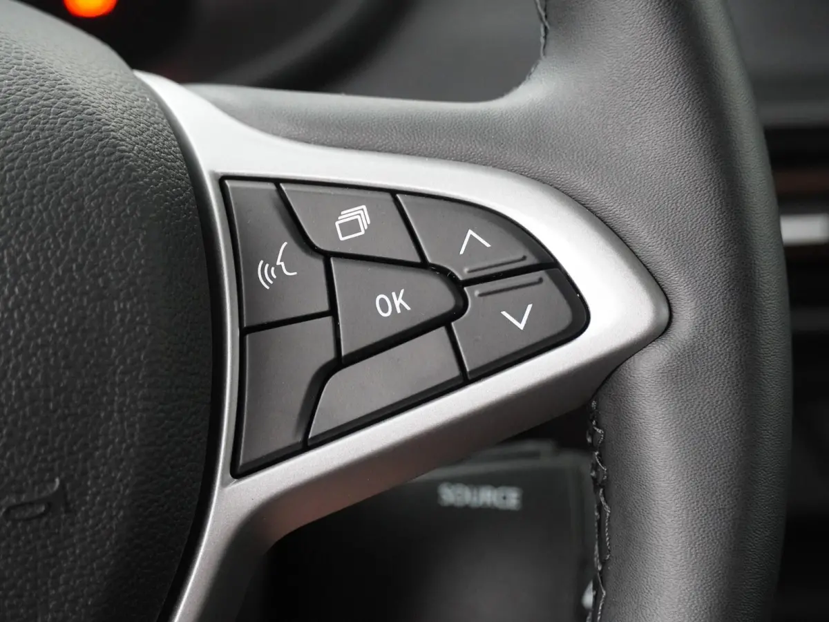 hybrid 140 extreme 7-zits | Media Nav | Pack Assist |