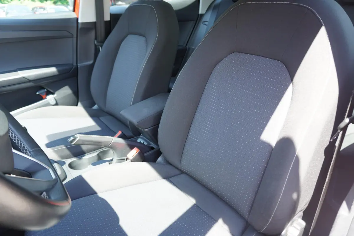 1.0 EcoTSI 95pk Style | Climatronic | FullLink | PDC Achter