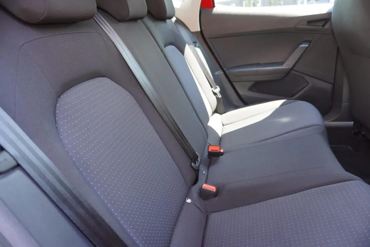 1.0 EcoTSI 95pk Style | Climatronic | FullLink | PDC Achter