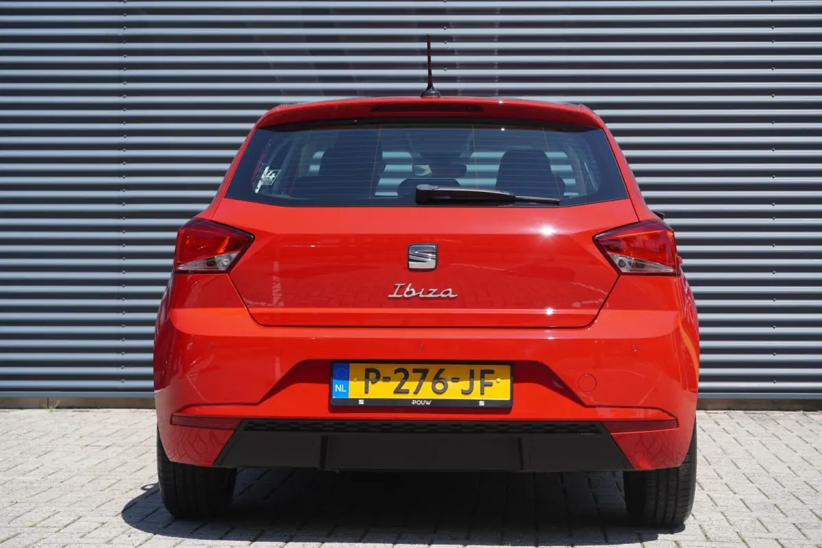 1.0 EcoTSI 95pk Style | Climatronic | FullLink | PDC Achter