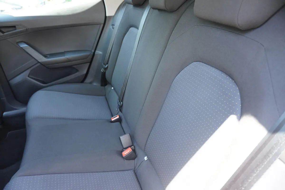 1.0 EcoTSI 95pk Style | Climatronic | FullLink | PDC Achter