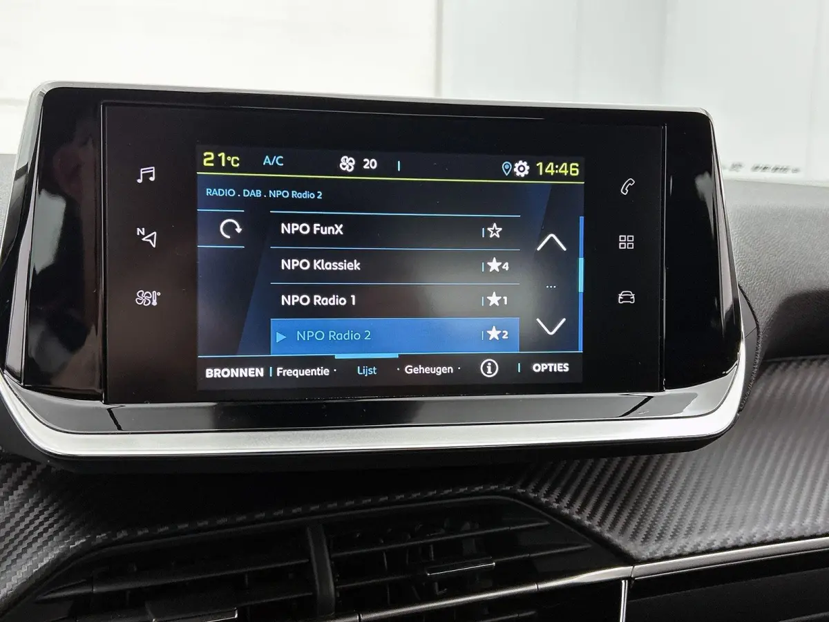 EV Active 50 kWh | Apple Carplay/ Android Auto | ACCU 97%| Parkeersensoren Achter | Climate Control |