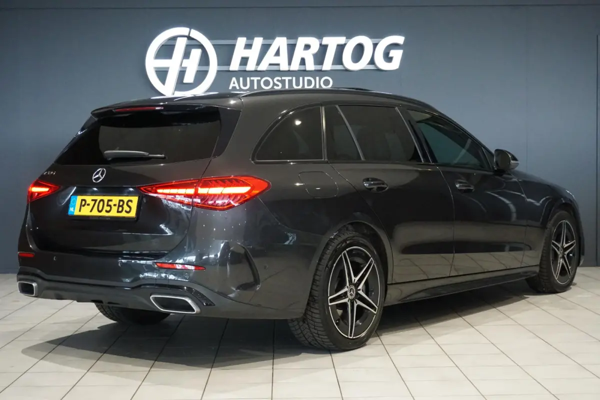 300 e AMG Line *NL AUTO*  PANO / TREKHAAK / LEDER / SFEERVERLICHTING