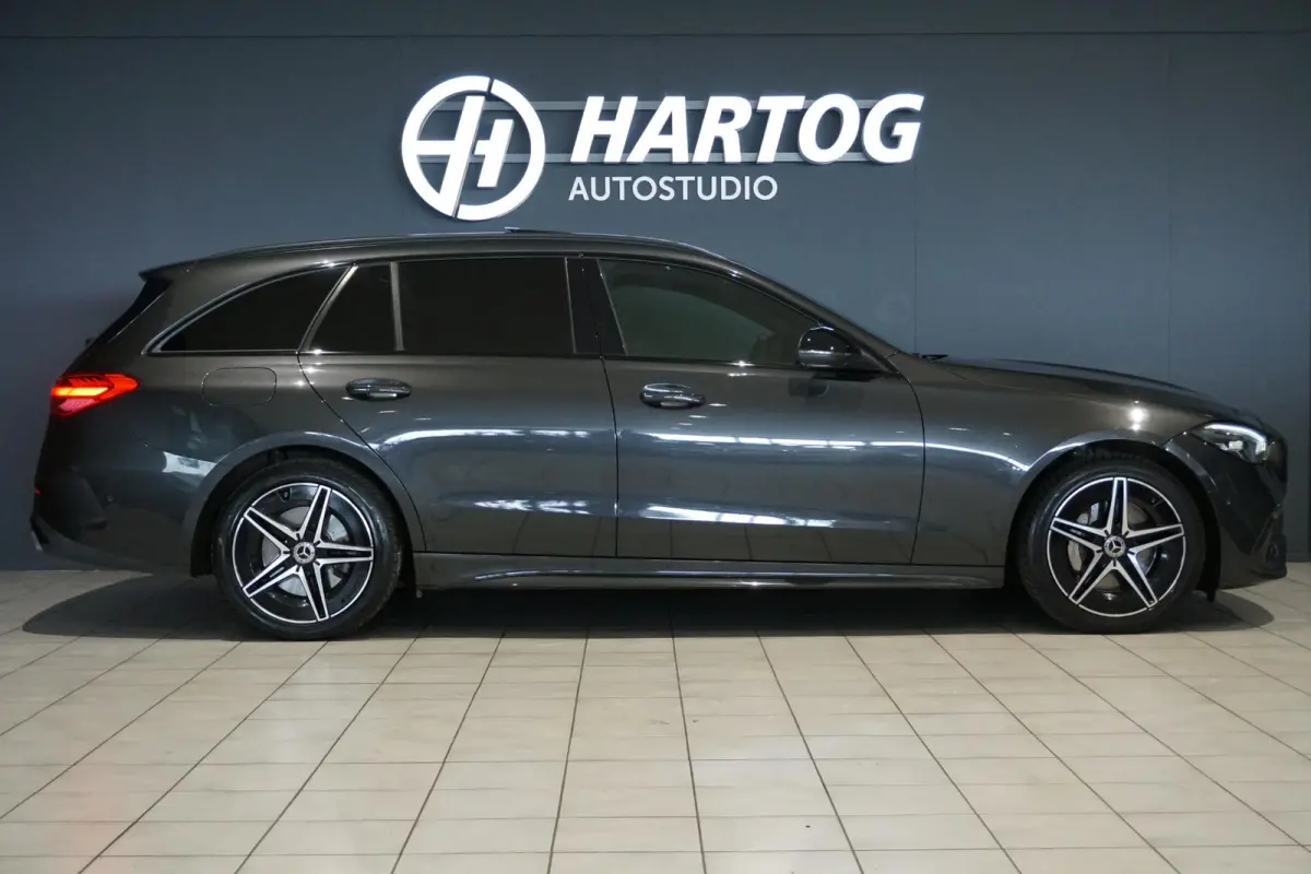 300 e AMG Line *NL AUTO*  PANO / TREKHAAK / LEDER / SFEERVERLICHTING