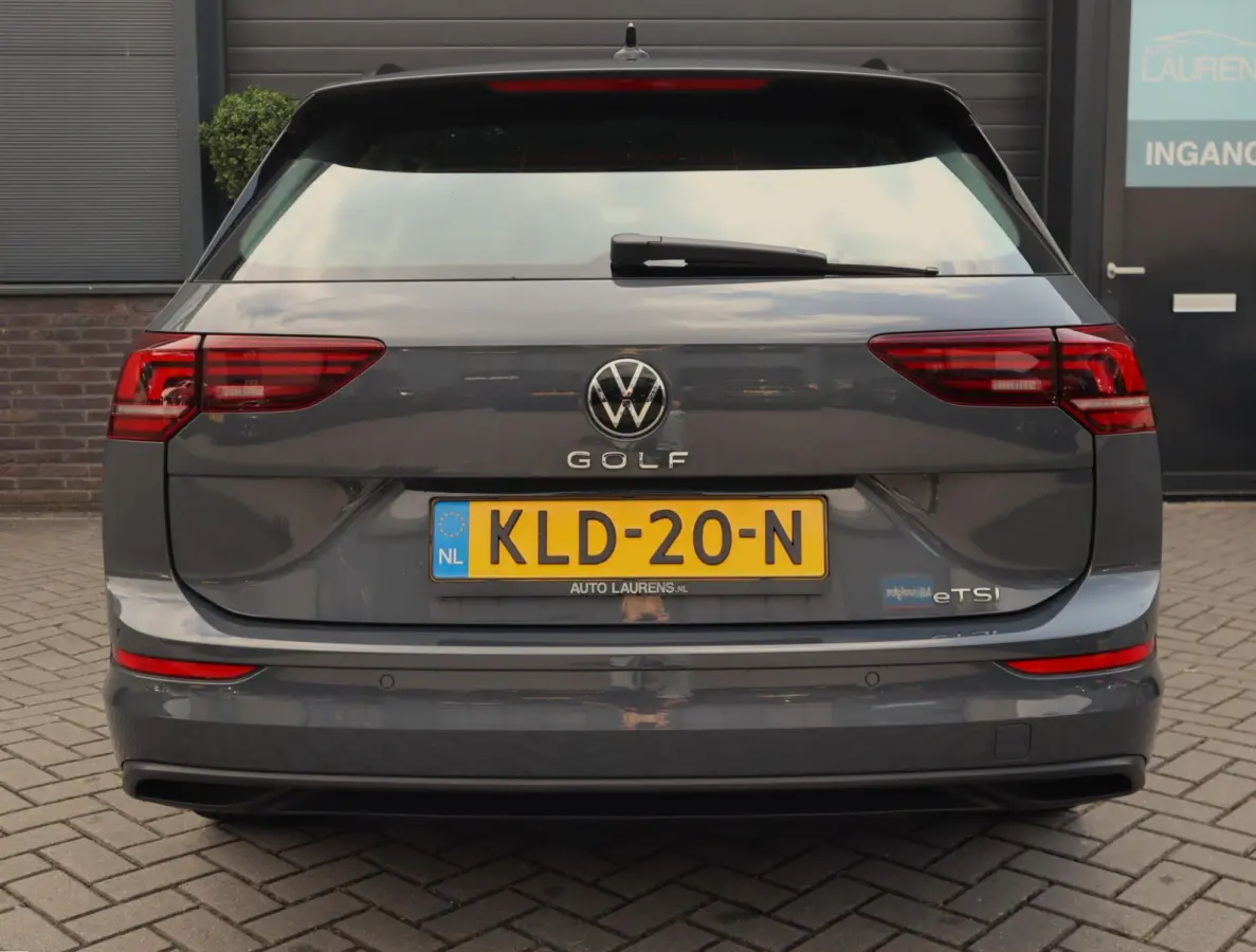 1.5 eTSI Life Edition | Trekhaak | Black | Stuur en  Stoelverwarming