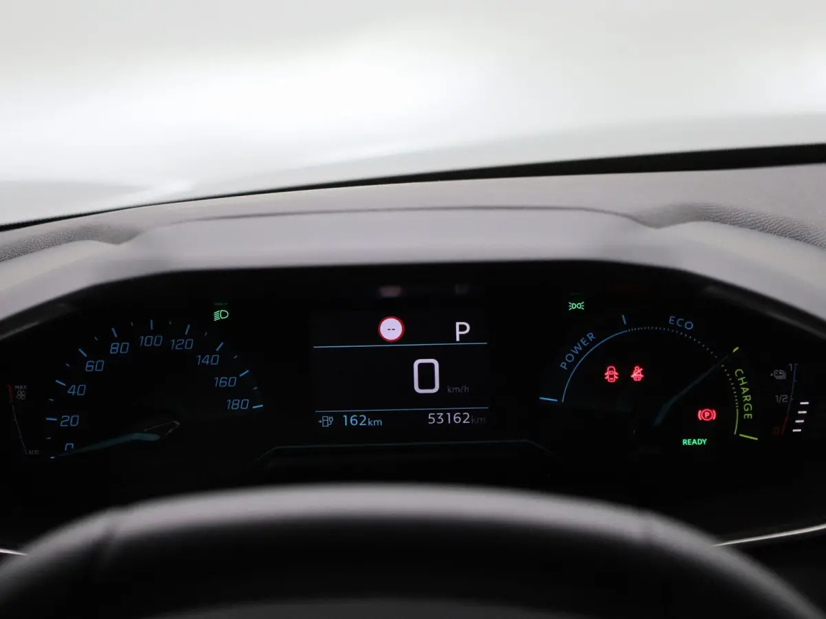 EV Active Pack 50 kWh | NAVIGATIE | PARKEERSENSOREN | LED