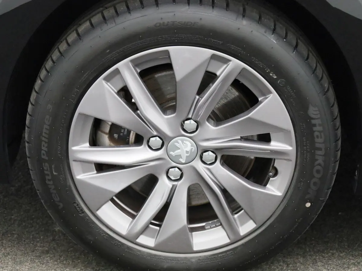 EV Active Pack 50 kWh | NAVIGATIE | PARKEERSENSOREN | LED