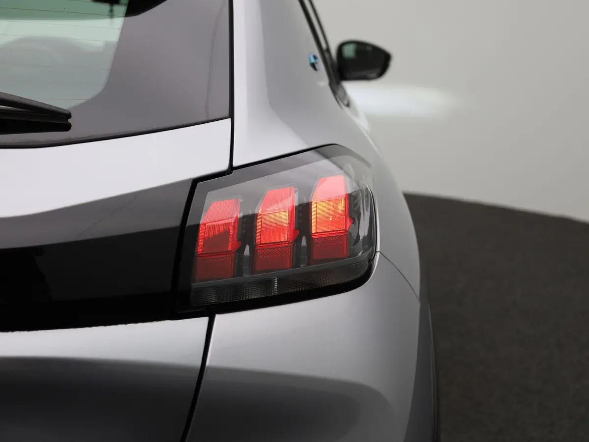EV Active Pack 50 kWh | NAVIGATIE | PARKEERSENSOREN | LED