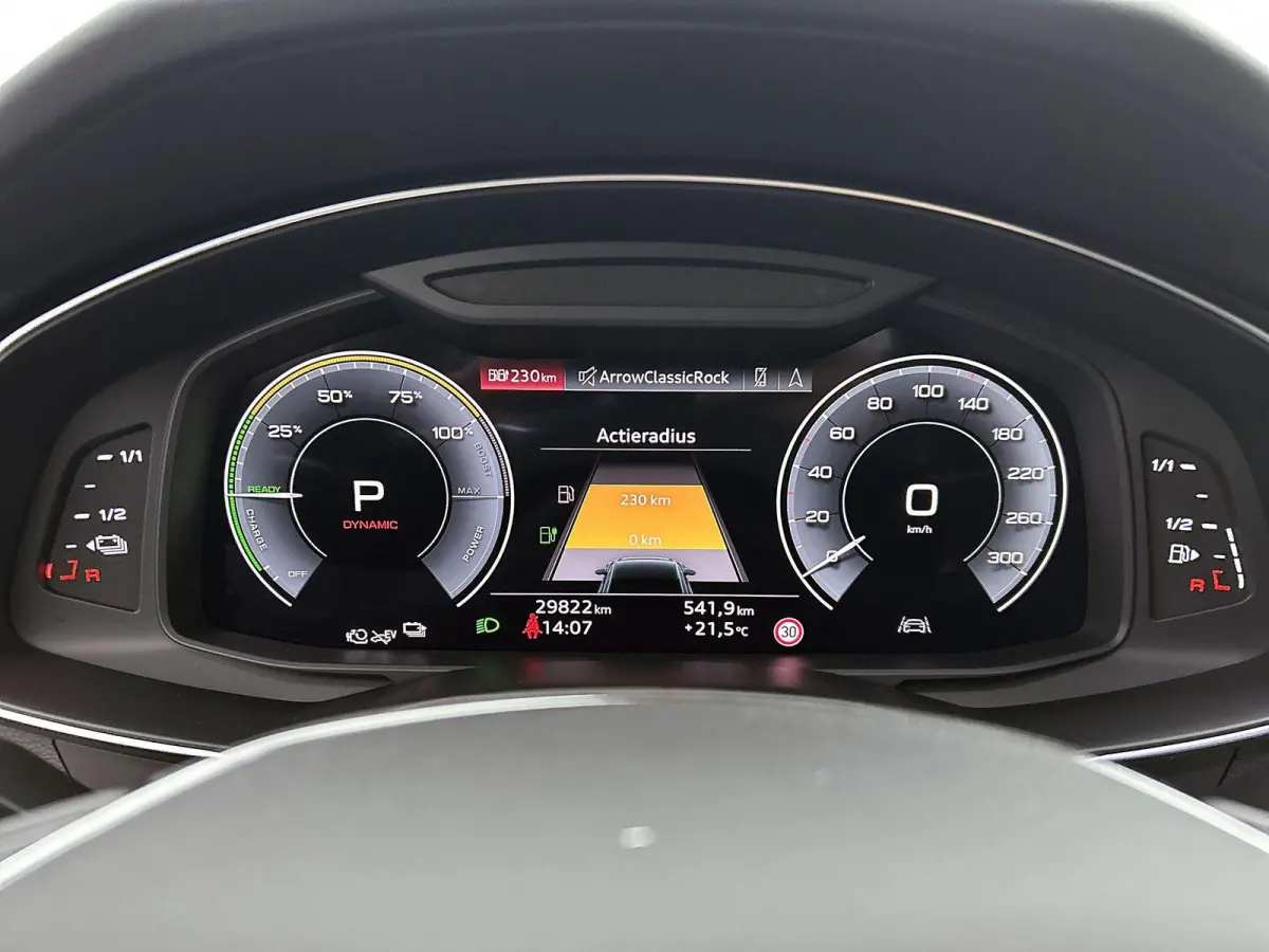 50 TFSI e quattro Advanced edition 299 PK | Panoramadak | Camera | Stoelverwarming | Navigatie | Climate control | Cruise control | Elektrische achterklep |
