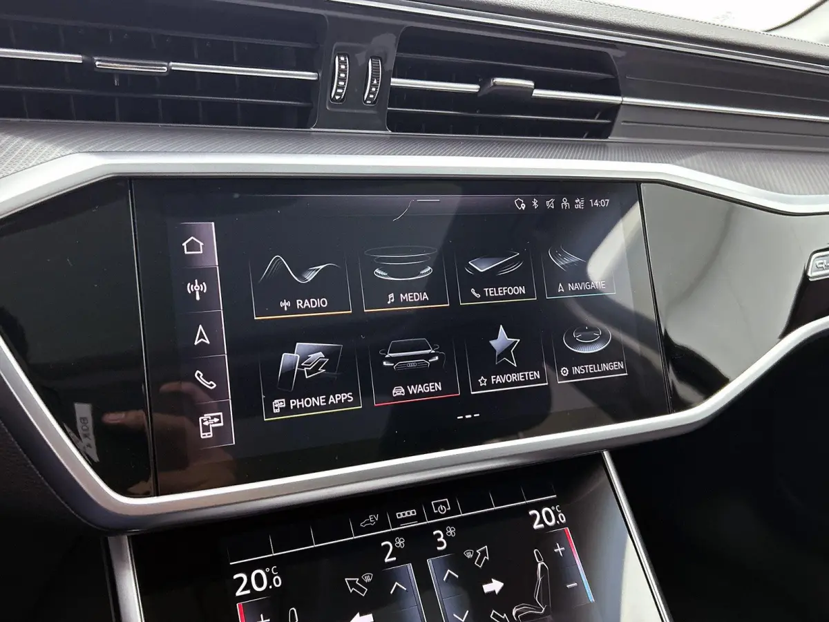 50 TFSI e quattro Advanced edition 299 PK | Panoramadak | Camera | Stoelverwarming | Navigatie | Climate control | Cruise control | Elektrische achterklep |