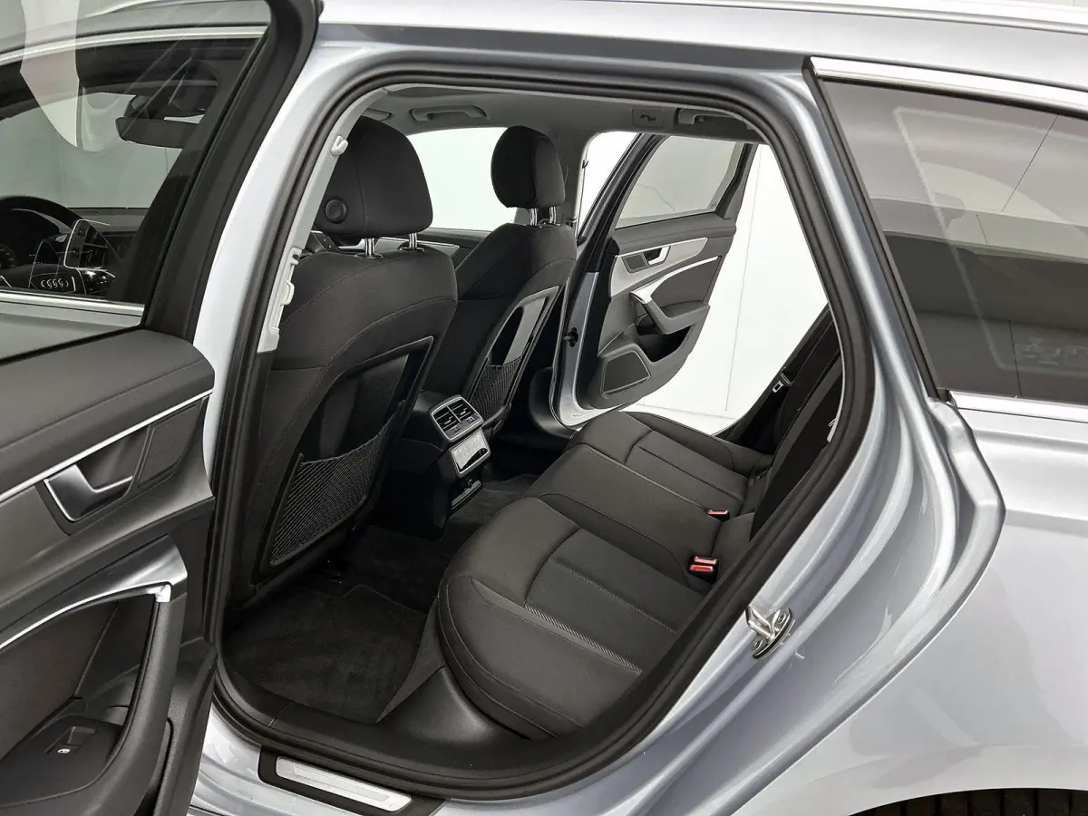 50 TFSI e quattro Advanced edition 299 PK | Panoramadak | Camera | Stoelverwarming | Navigatie | Climate control | Cruise control | Elektrische achterklep |