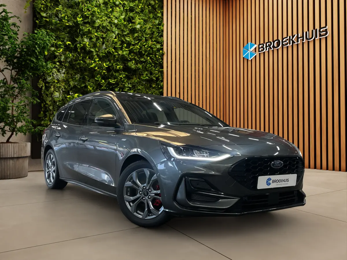 1.0 EcoBoost Hybrid ST Line X | Panorama dak | Adapt. Cruise | B&O | Apple Carplay | AGR-Stoelen | Stoel-stuurverw. | 17''