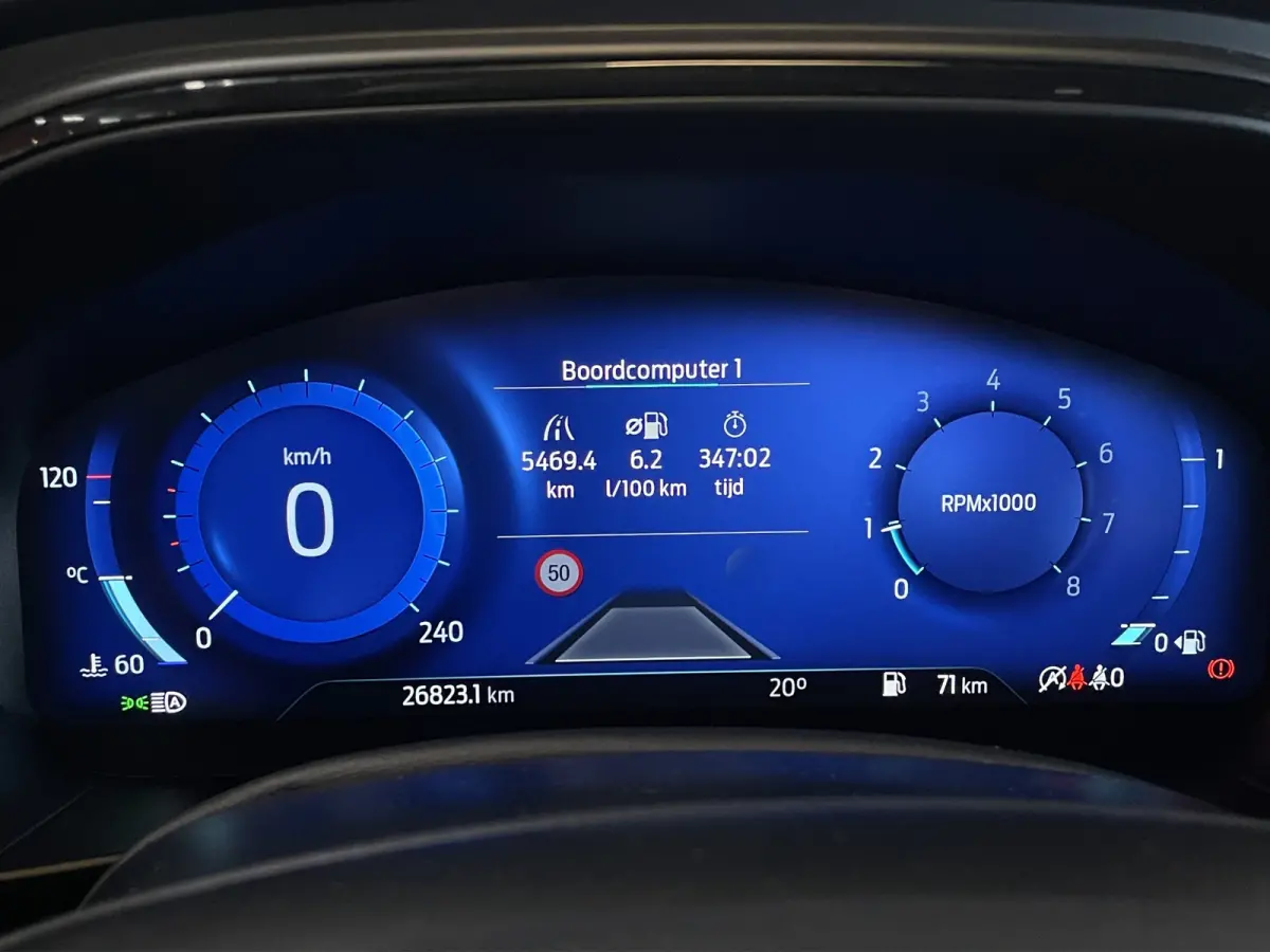 1.0 EcoBoost Hybrid ST Line X | Panorama dak | Adapt. Cruise | B&O | Apple Carplay | AGR-Stoelen | Stoel-stuurverw. | 17''
