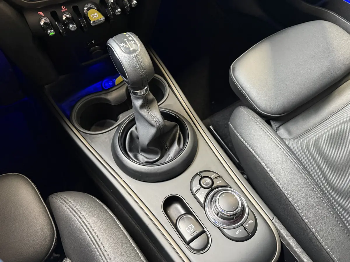 2.0 Cooper SE ALL4 Pano/H&K/Leder/Camera
