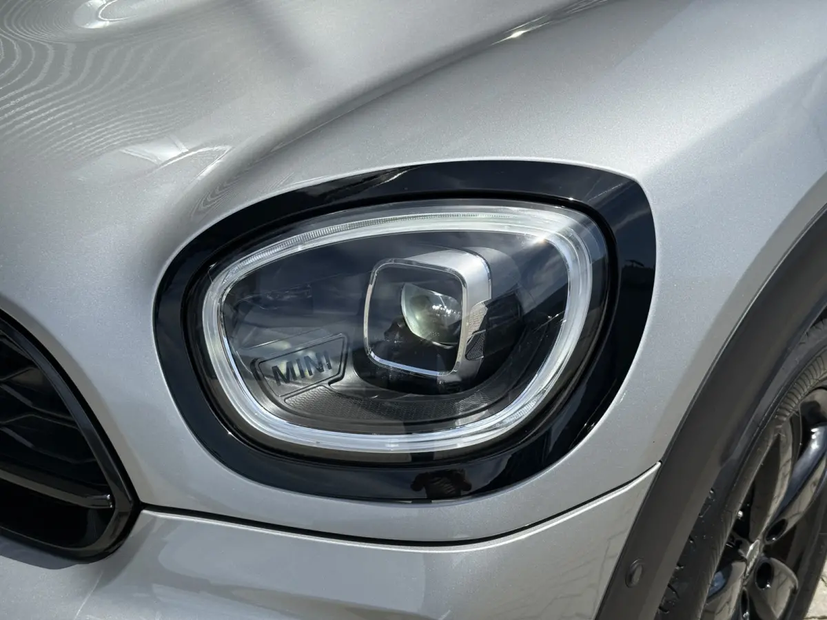 2.0 Cooper SE ALL4 Pano/H&K/Leder/Camera