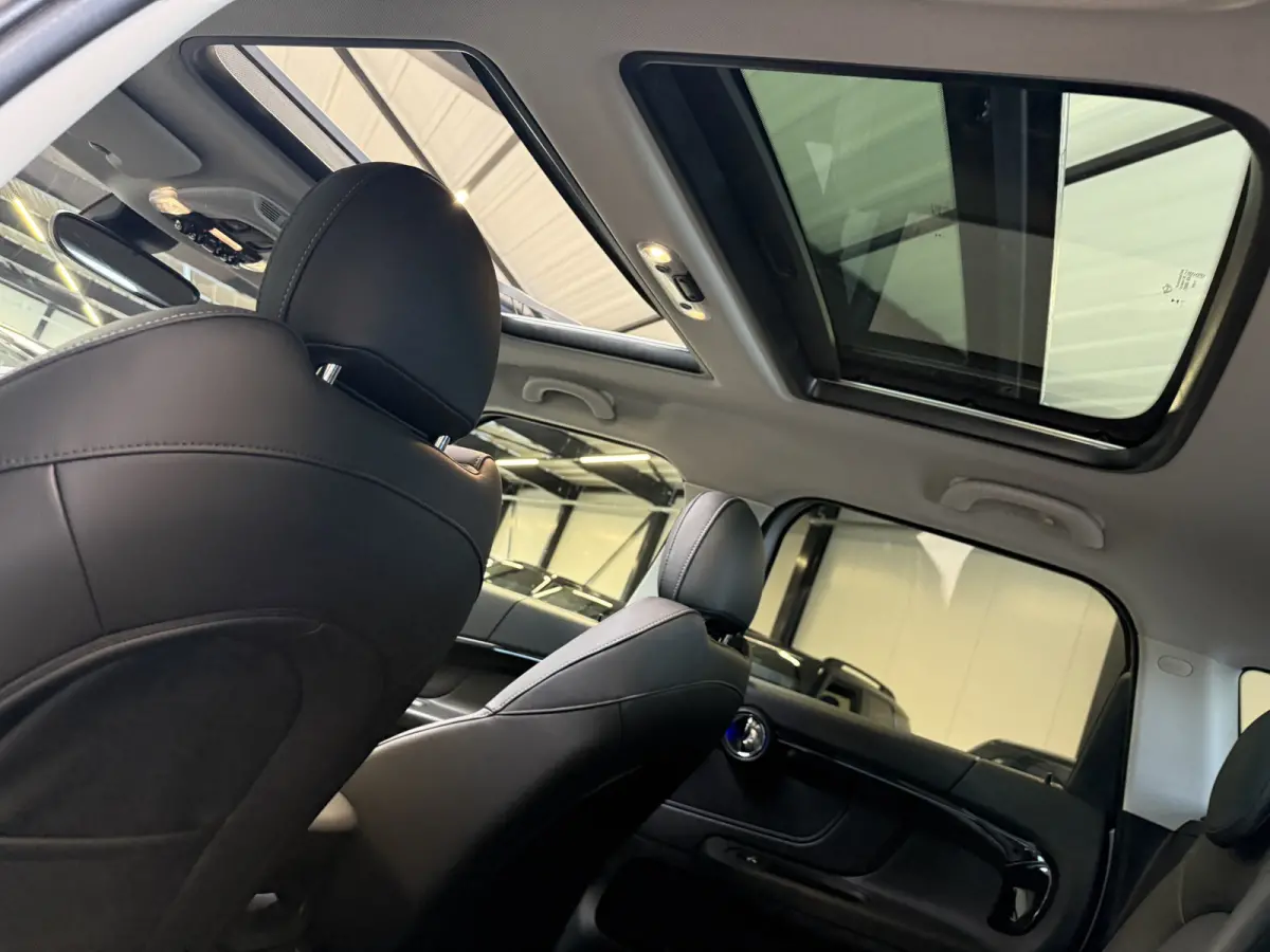 2.0 Cooper SE ALL4 Pano/H&K/Leder/Camera