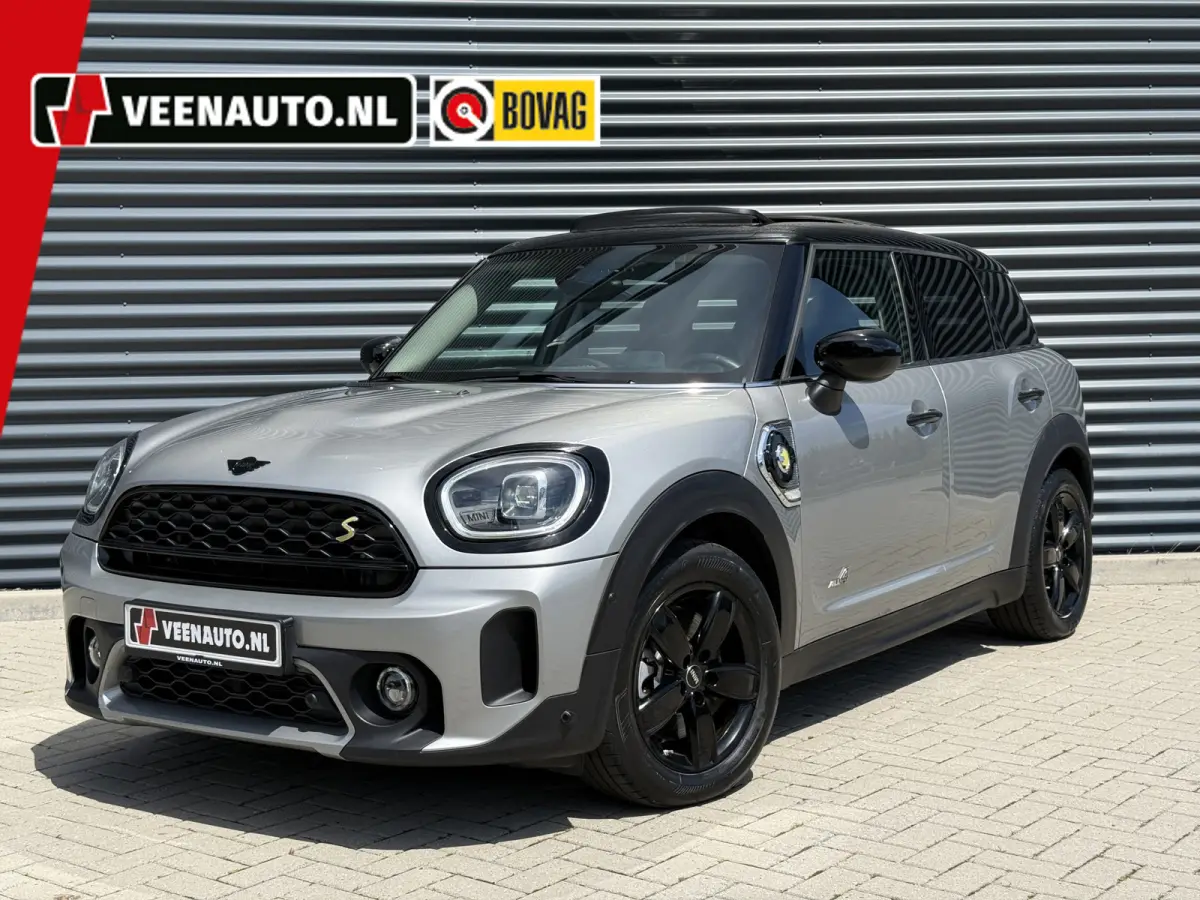 2.0 Cooper SE ALL4 Pano/H&K/Leder/Camera