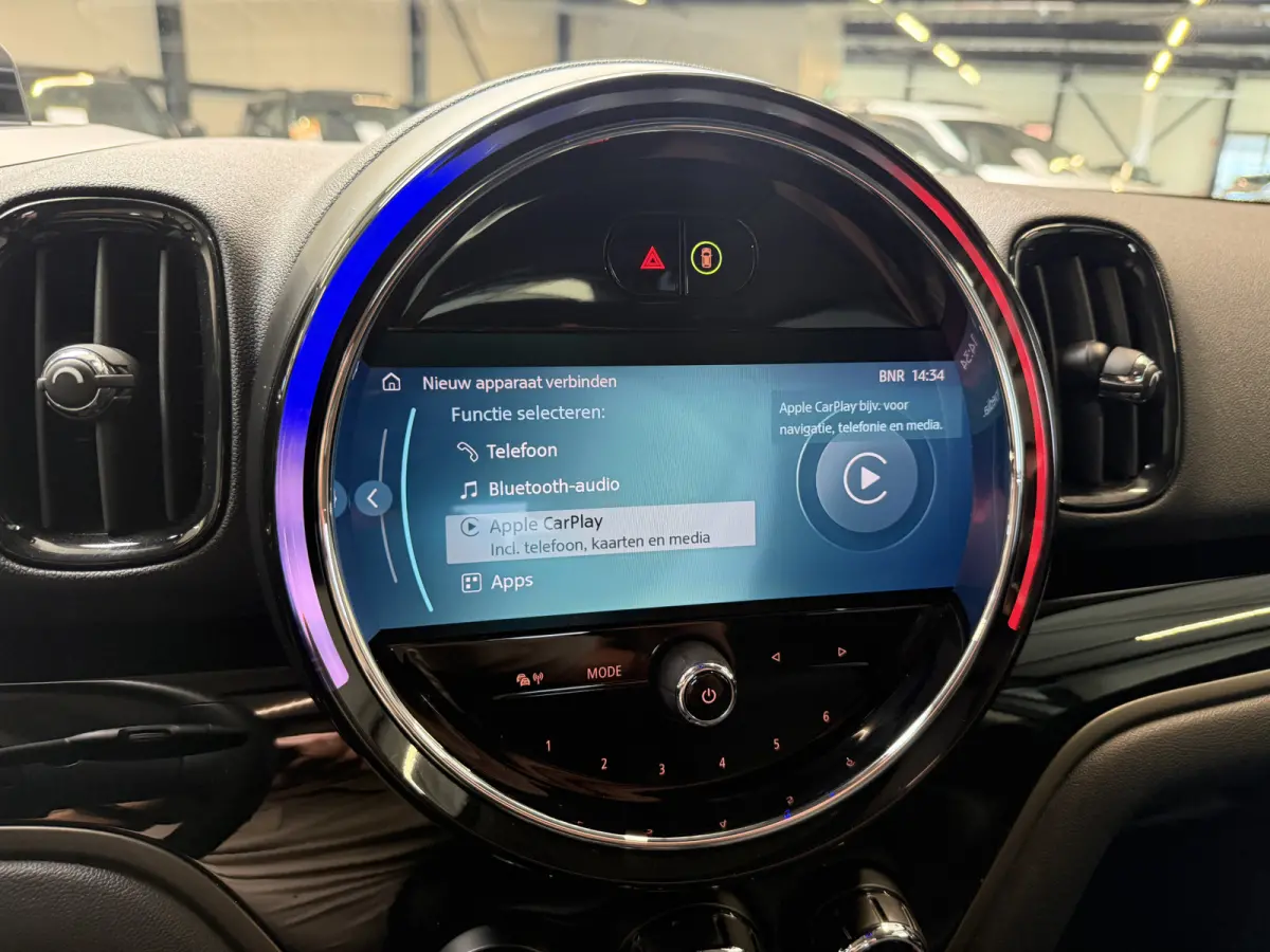 2.0 Cooper SE ALL4 Pano/H&K/Leder/Camera