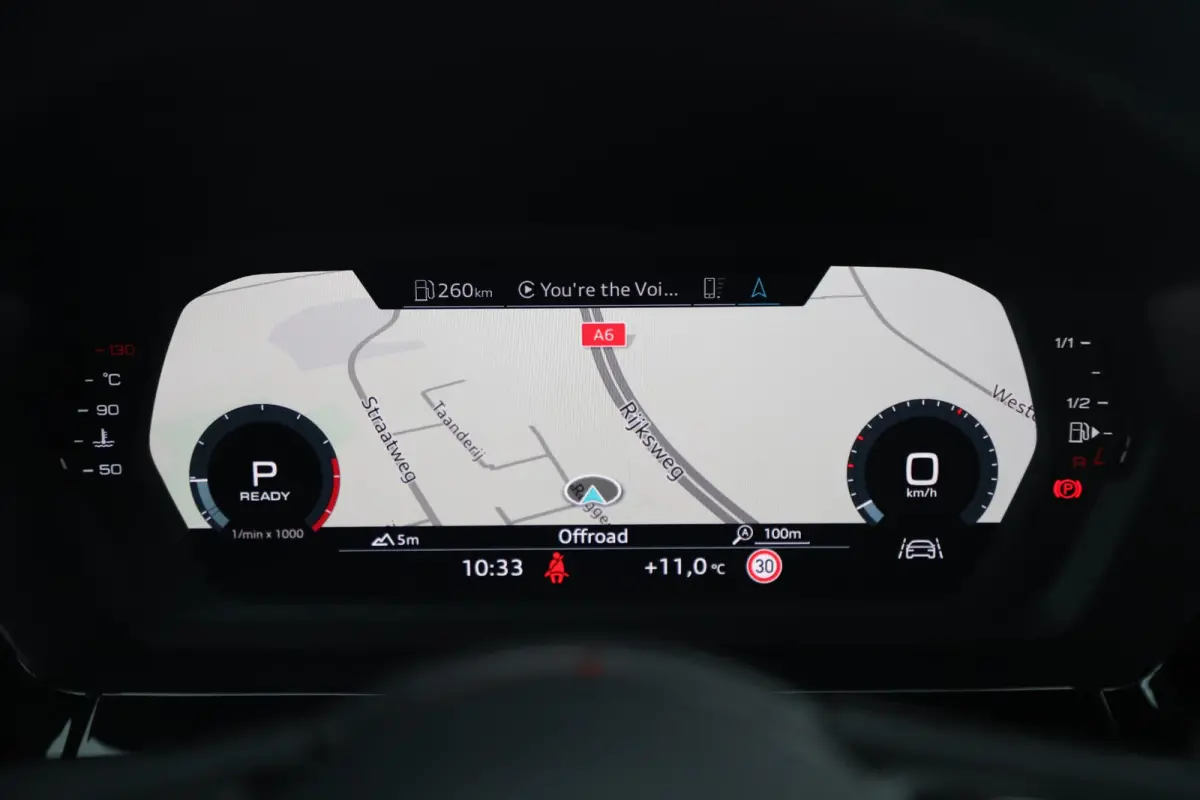 30 TFSI Advanced edition Automaat 18 inch RS Look Velgen Sportstoelen Full LED Navigatie Carplay Android Clima Cruise Lane Assist