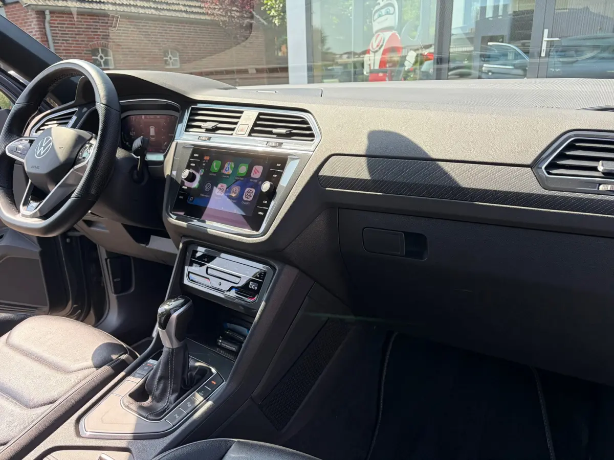 1.4 TSI eHybrid R-Line Business+|Rijklaar prijs|Leder|Trekhaak afn.|Memory|Camera|Dodehoek|Carplay|Navi|