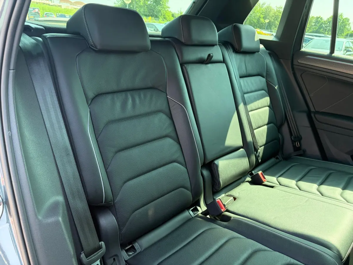 1.4 TSI eHybrid R-Line Business+|Rijklaar prijs|Leder|Trekhaak afn.|Memory|Camera|Dodehoek|Carplay|Navi|