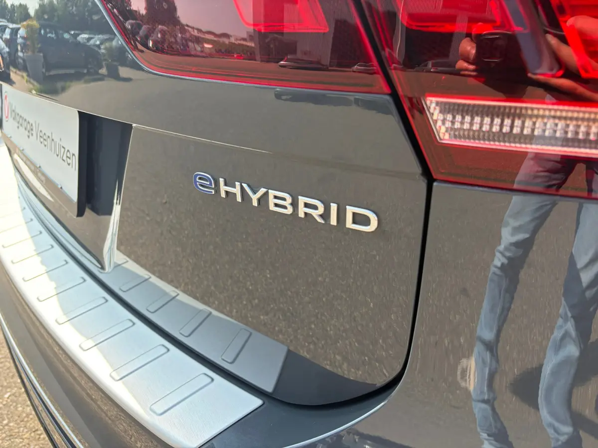 1.4 TSI eHybrid R-Line Business+|Rijklaar prijs|Leder|Trekhaak afn.|Memory|Camera|Dodehoek|Carplay|Navi|