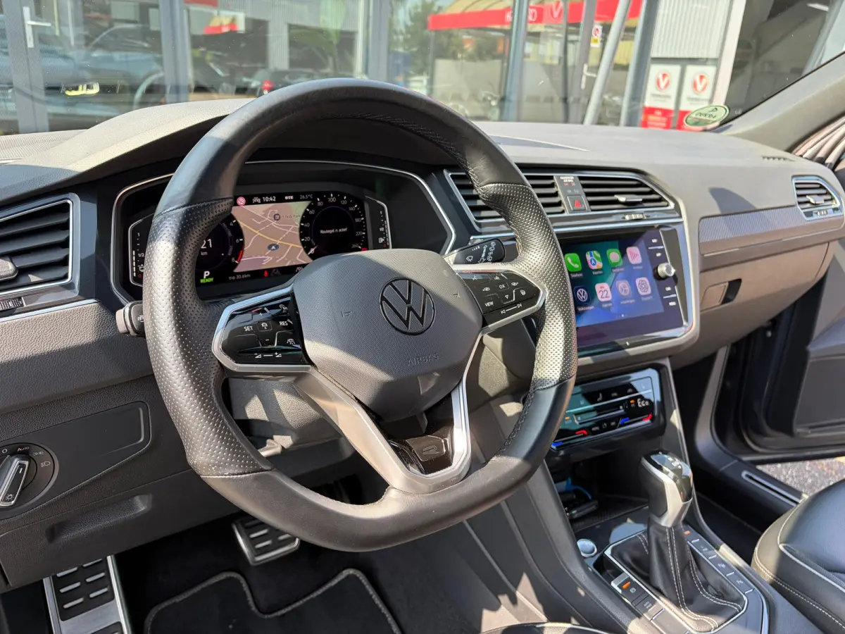 1.4 TSI eHybrid R-Line Business+|Rijklaar prijs|Leder|Trekhaak afn.|Memory|Camera|Dodehoek|Carplay|Navi|
