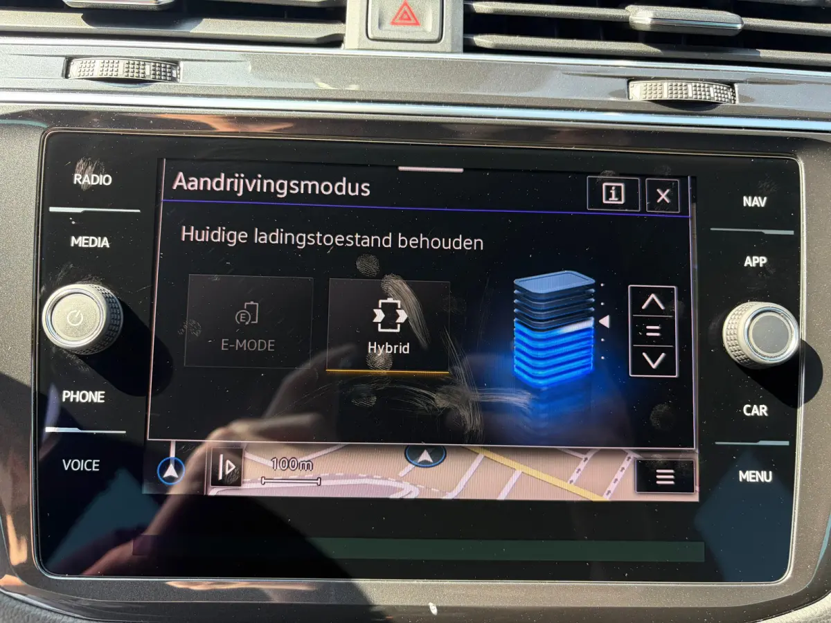 1.4 TSI eHybrid R-Line Business+|Rijklaar prijs|Leder|Trekhaak afn.|Memory|Camera|Dodehoek|Carplay|Navi|
