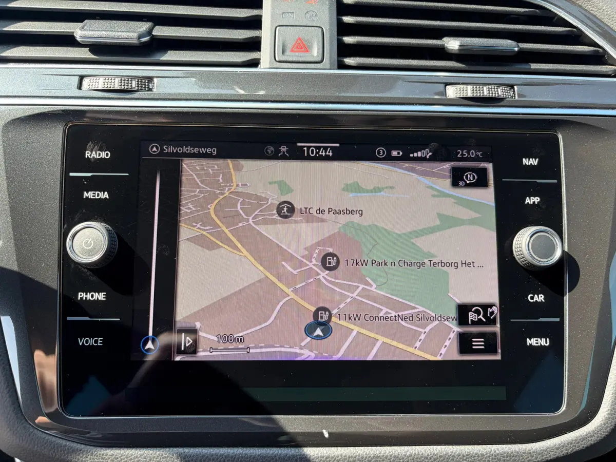 1.4 TSI eHybrid R-Line Business+|Rijklaar prijs|Leder|Trekhaak afn.|Memory|Camera|Dodehoek|Carplay|Navi|