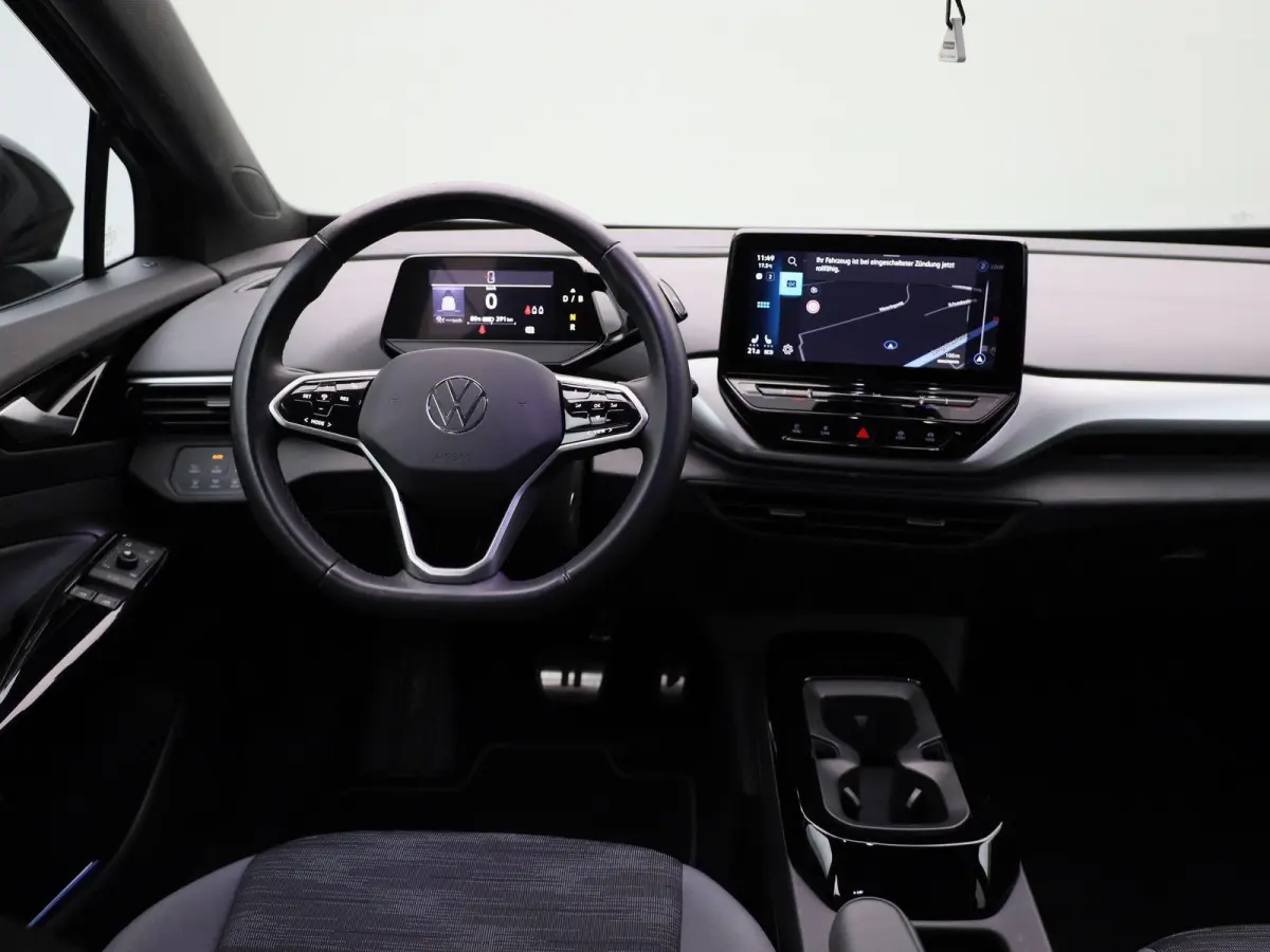 Pro 77 kWh | SoH 97% | IQ-Light | Parkeersensoren | Stoel en Stuurverwarming | Carplay / Android Auto